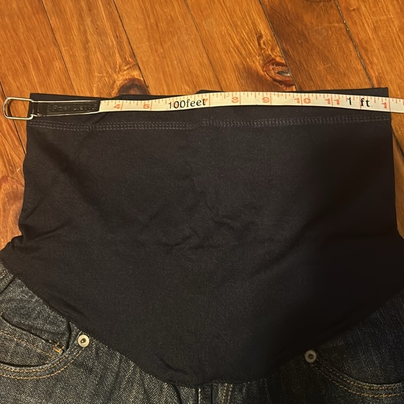 Liz Lange for Target Denim Maternity Shorts - Picture 5 of 5